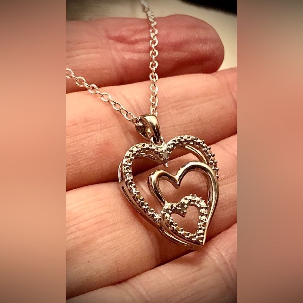 Diamond chip heart pendant 925 necklace